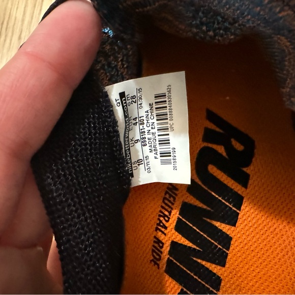 Nike Sneakers - Picture 4 of 4